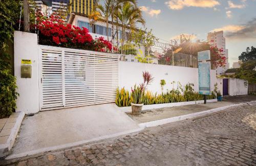 Conjunto ALAGAMAR Hotel | Relax at Pousada Flor de Ponta Negra with Ocean Views
