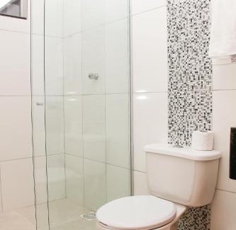 Trindade Hotel | Discover Pousada Flor Dos Ipês: Family-Friendly Retreat