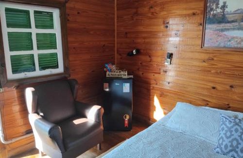 V Cristina Hotel | Relax at Pousada Florada na Serra - Family-Friendly Retreat