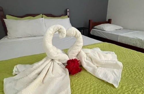 Ilha Grande Hotel | Ocean View Retreat: Pousada Frezza Mergulho - Rated 10/10