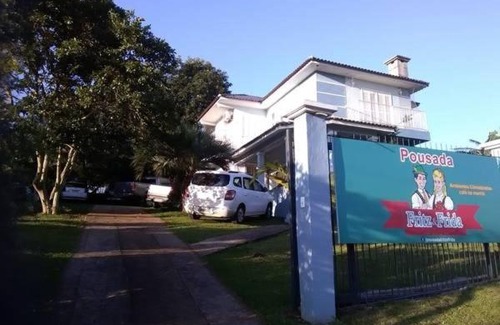 Country Hotel | Budget-Friendly Pousada Fritz & Frida with Family Amenities