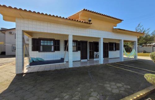 Laguna House | Cozy Pousada Genoveva - Beachfront Retreat for Families