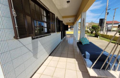Laguna House | Cozy Pousada Genoveva - Beachfront Retreat for Families