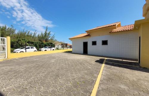 Laguna House | Cozy Pousada Genoveva - Beachfront Retreat for Families