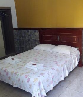 Pereque Hotel | Affordable Pousada H&D: Family-Friendly with Pool Access