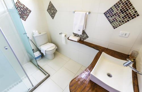 Gamboa Hotel | Oceanfront Retreat at Pousada Halai – Rated 9.5/10!