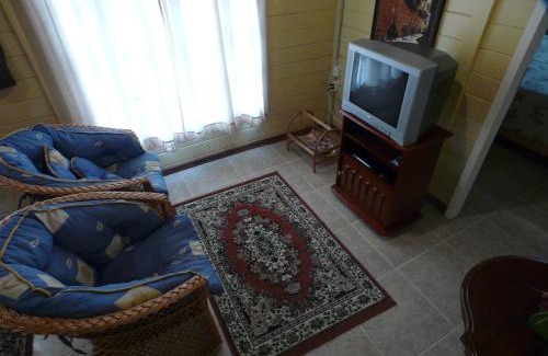 Santo Antonio do Pinhal Hotel | Beachfront VELINN Pousada Highland with Pool & Ocean Views
