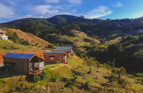 Sapucai-Mirim Cabin | Highly Rated Pousada Ho'oponopono Chalets with Hot Tub