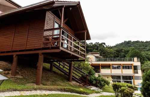 Agua Verde House | Pet-Friendly Pousada Homestay in Jaraguá Do Sul