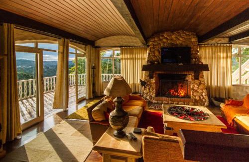 Campos do Jordao Hotel | Oceanfront Escape at Pousada Déjà vu: Rated 9.4/10