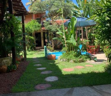 Praia do Frances Hotel | Discover Pousada Hostal das Estrelas: Pet-Friendly Retreat
