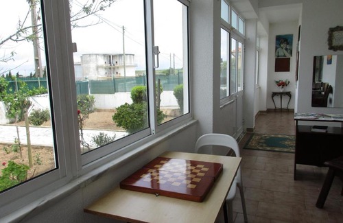 Sobral de Monte Agraco House | Inviting Pousada Ibérica Sobralense: Family-Friendly Retreat