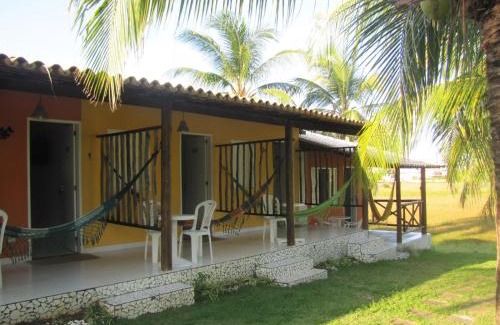 Itacimirim Hotel | Discover Pousada Ilha do Meio: Oceanfront Oasis with Pool