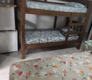 Centro Comercial House | pousada Ilhabela passos da praia
