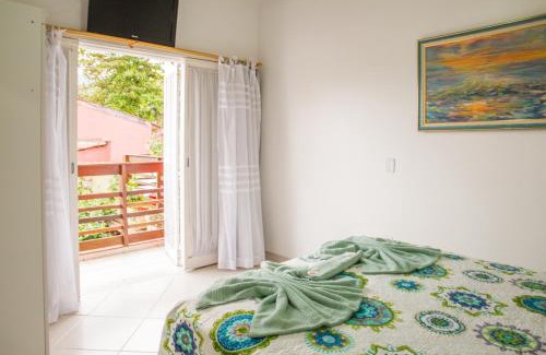 Juquehy Hotel | Family-Friendly Pousada Irashai with Pool and Ocean Views