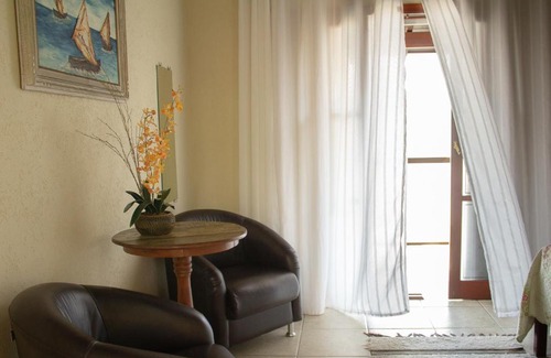 Itaguassu Hotel | Oceanfront Retreat at Pousada Irmãos do Mar - 9/10 Rated