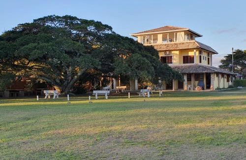 Itapua Hotel | Pet-Friendly Getaway at Pousada Itapuã RS with Ocean Views