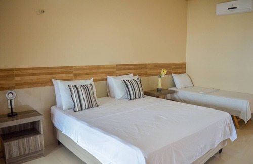 Tutoia Hotel | Discover Pousada Jagatá: Poolside Oasis with Ocean Views