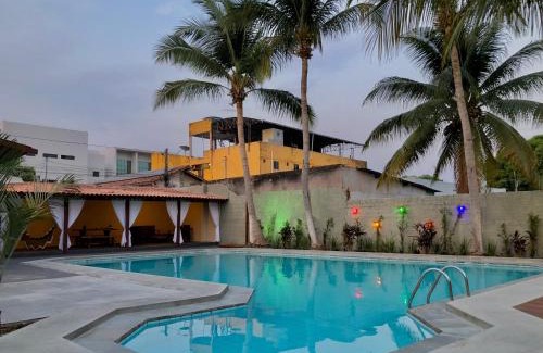 Santarem Hotel | Guest Rated: 10/10 at Pousada Jardins with Oceanfront Bliss