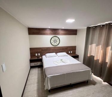 Chapeu do Sol Hotel | Oceanfront Getaway at Pousada Kactus with Pool & Breakfast