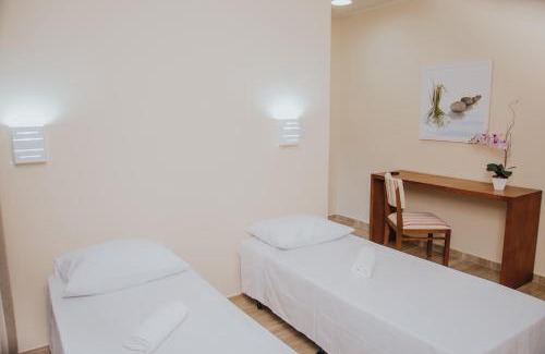 Itaguai Hotel | Discover Pousada La Brisa: Pet-Friendly 4-Star Stay
