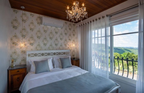 Gramado Hotel | Eco-Friendly Escape at Pousada La Vista with Pool & Spa