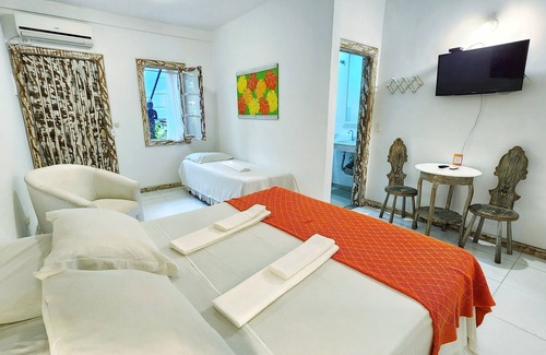 Praia Grande Hotel | Budget-Friendly Pousada Lacosta with Complimentary Breakfast