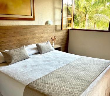 Matias Barbosa Hotel | Discover Pousada Lago das Pedras: 10/10, Pet-Friendly Retreat