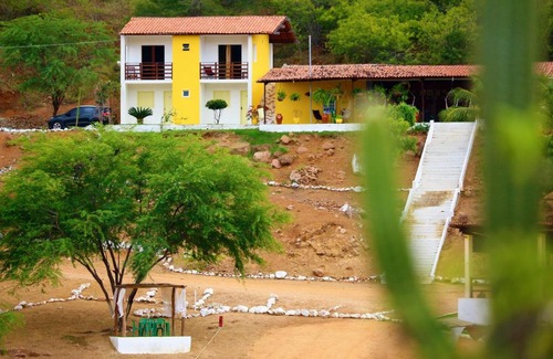 Piranhas Hotel | Experience Pousada Lampião: Top-Rated Retreat Awaits