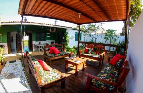 Floresta Velha Hotel | Inviting Pousada Leão Marinho: Family-Friendly with Breakfast