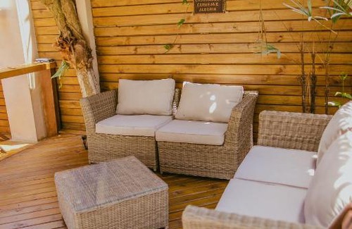 Lagoa da Conceicao Hotel | Budget-Friendly Pousada Lembrança with Ocean View & Breakfast