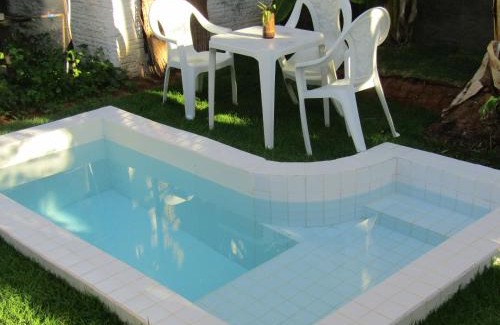 Ponta Negra Hotel | Family-Friendly Pousada Lemos with Pool & Kitchen Amenities