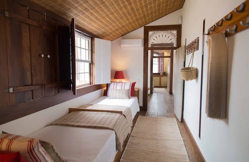 Historic Center Hotel | Elegant Pousada Literária: 4-Star Retreat with Spa & Pool