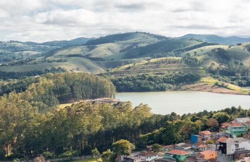 Nazare Paulista Hotel | Family-Friendly Retreat at Pousada Lourenço - Rated 8/10