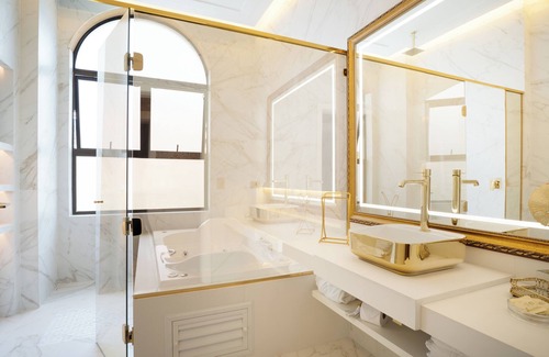 Capivari Hotel | Discover Pousada Luís XV: Rated 9.6 with Family-Friendly Amenities