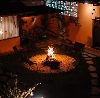 Alto Paraiso de Goias Hotel | Pousada Lua Clara: Oceanfront Retreat with Pool & Hot Tub