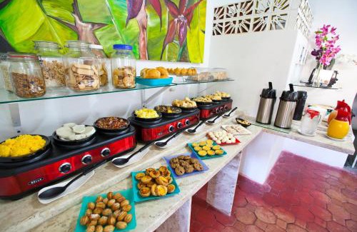 Praia do Frances Hotel | Discover Pousada Lua Cheia: Oceanfront Bliss Awaits