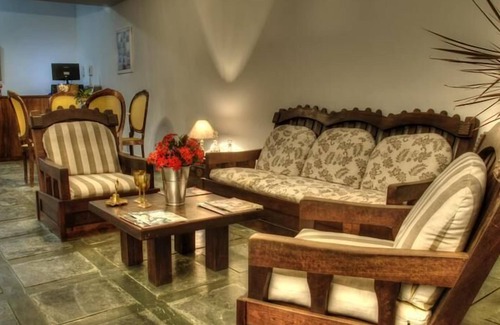 Sao Domingos Hotel | Inviting Stay at Pousada Lua e Mar with Pool & Restaurant