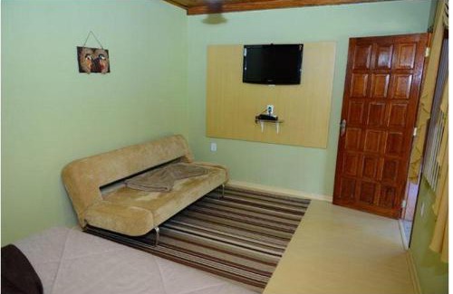Castelo Hotel | Discover Pousada Lua e Sol: Pet-Friendly Retreat with Pool