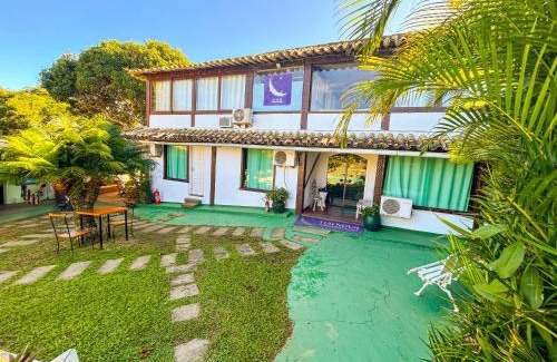 Ferradurinha House | Relaxing Lua Nova Ferradurinha with Oceanfront Views