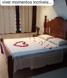 Caponga Bed & Breakfast | Discover Pousada Lua Vermelha: Oceanfront Paradise Awaits