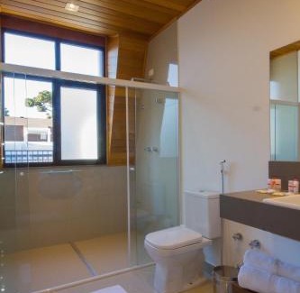 Capivari Hotel | Discover Pousada Luis XV: 5-Star Stay with Family-Friendly Amenities
