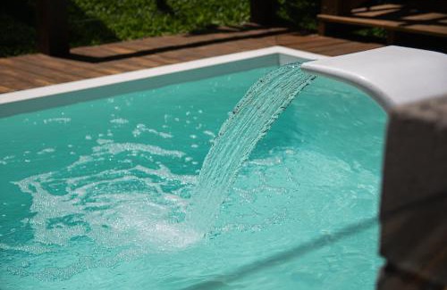 Praia do Rosa Hotel | Discover Pousada Makani: Pet Friendly with Ocean Views
