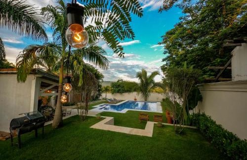 Rifaina Hotel | Discover Pousada Manacá Exclusive Suítes with Ocean Views