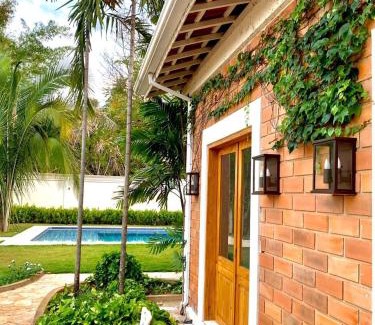 Rifaina Hotel | Discover Pousada Manacá Exclusive Suítes with Ocean Views