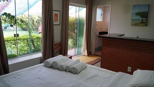 Manguinhos Hotel | Experience Comfort at Pousada Mangas - Pet-Friendly Oasis