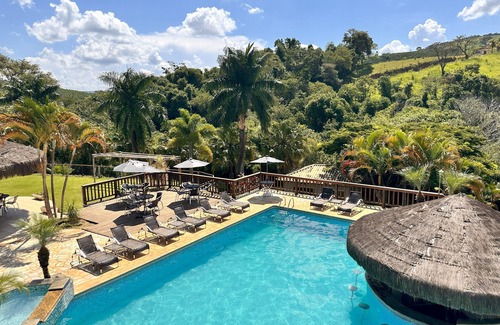 Socorro Hotel | Discover Pousada Manoah: Pool, Spa & Top Guest Rating 9/10