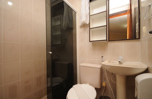 Tucuns Hotel | Relax at Pousada Mar e Terra: Pool, Spa & Family-Friendly