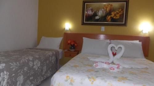 Maragogi Hotel | Experience Comfort at Pousada Maragolfinho with Pool & Dining