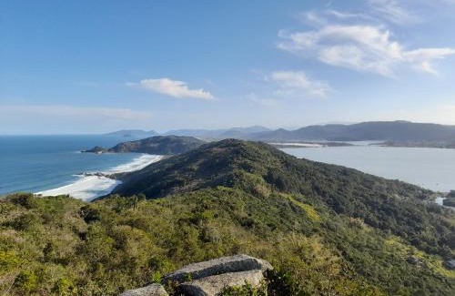Barra da Lagoa Hotel | Budget-Friendly Pousada Maraka: Perfect for Families & Pets